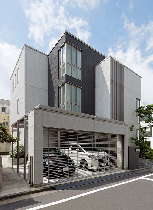 FACADE　都市に緑を