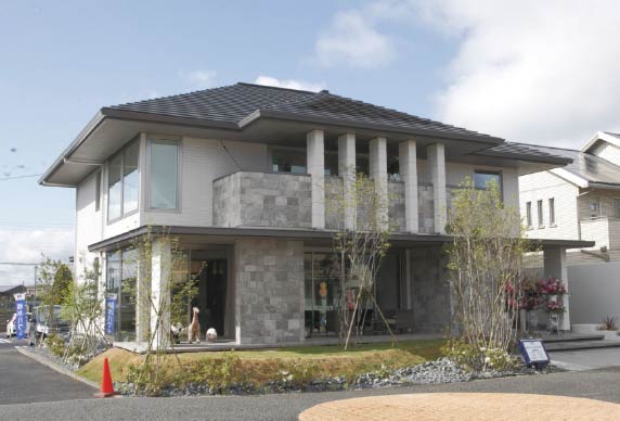 イズひたちなか展示場外観