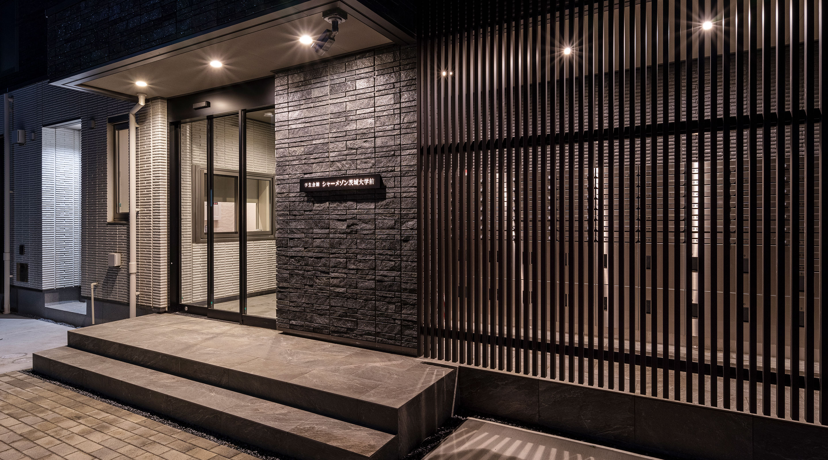 建物の顔にふさわしい共用エントランス