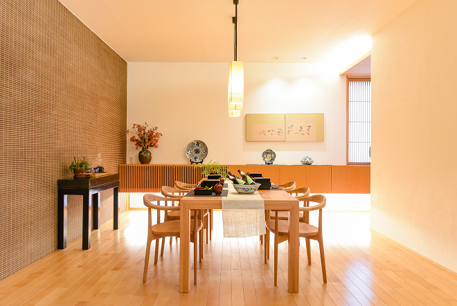心豊かな時間を育む、美意識とこだわりが詰まったダイニング空間