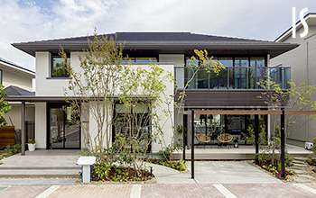 イズ和泉中央展示場