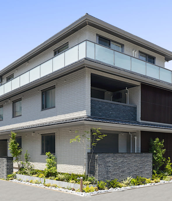事業用新築賃貸住宅の外壁画像